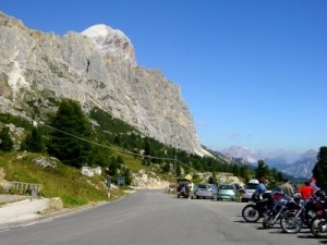 Motorradfahren in den Dolomiten