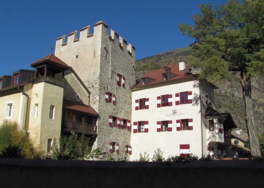 Burg Latsch