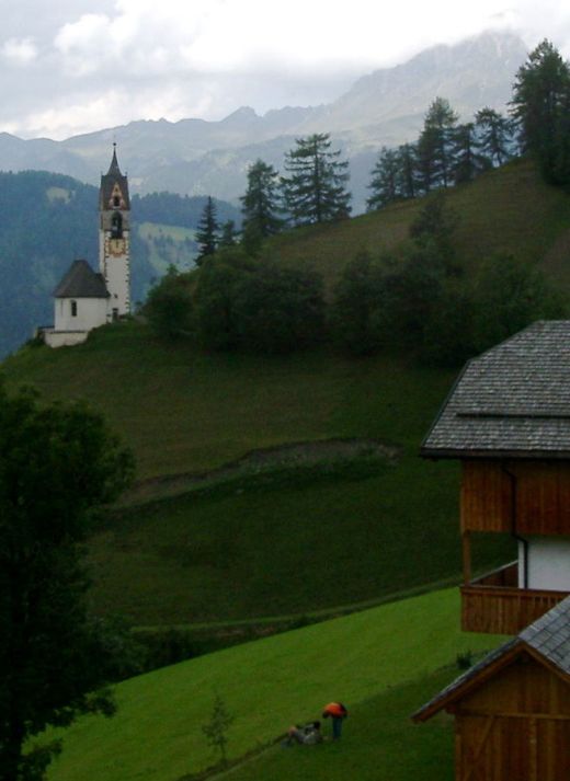 Alt Wengen mit Kirche