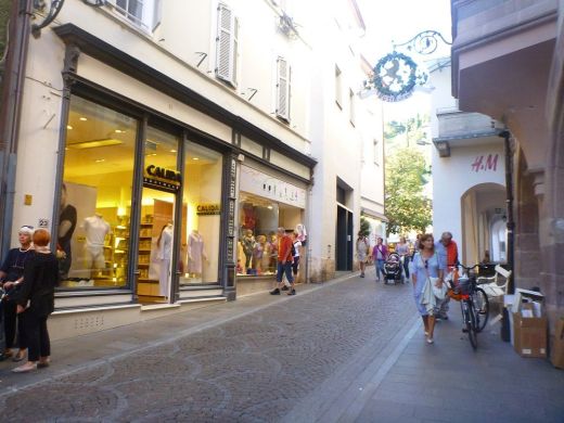 Shopping in Meran