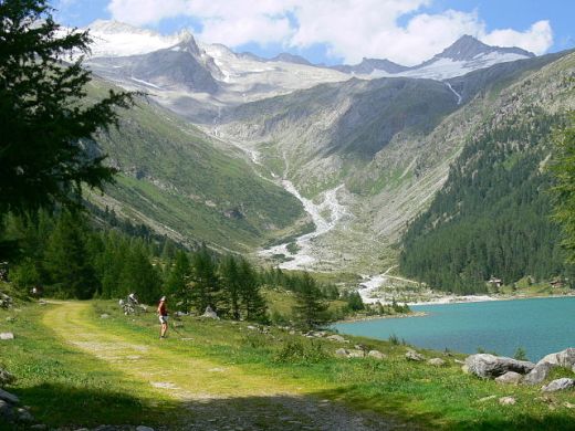 Das Mühlwalder Tal mit Neves Stausee