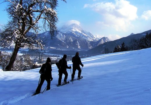 Schneeschuhwandern in Sand in Taufers