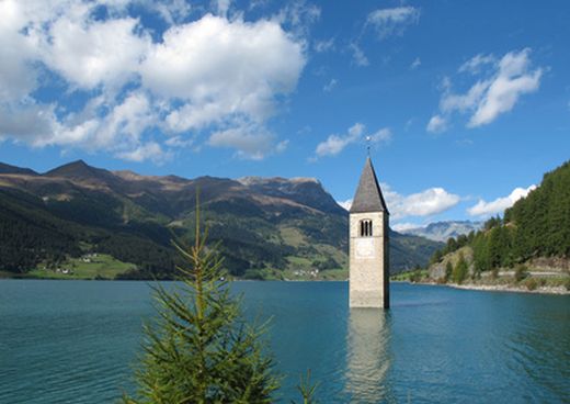 Turm im Reschensee