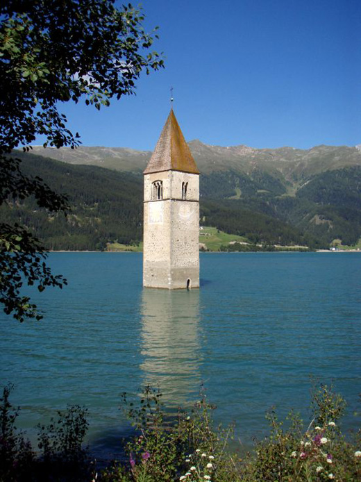 Turm im Reschensee